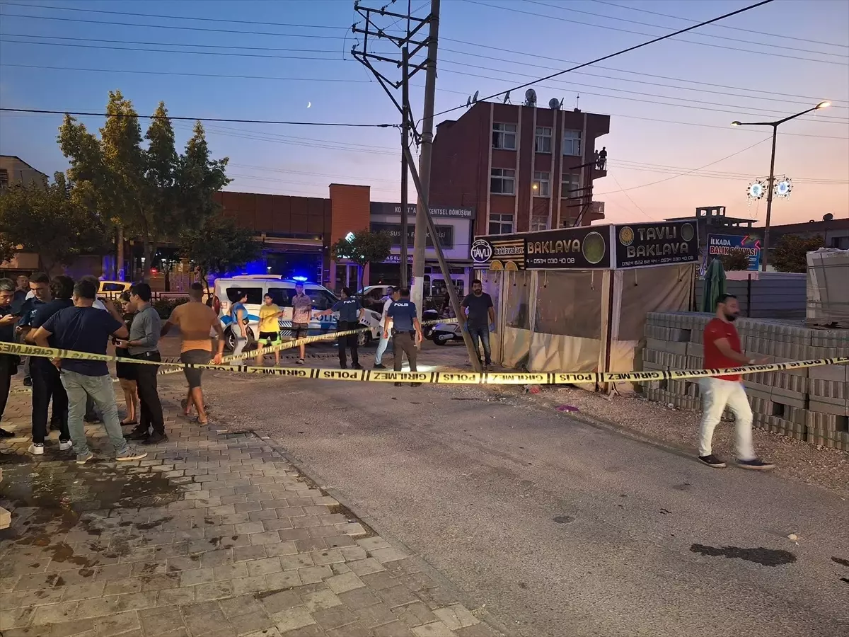 Tarsus\'ta Silahlı Kavga: 2 Ölü, 1 Yaralı