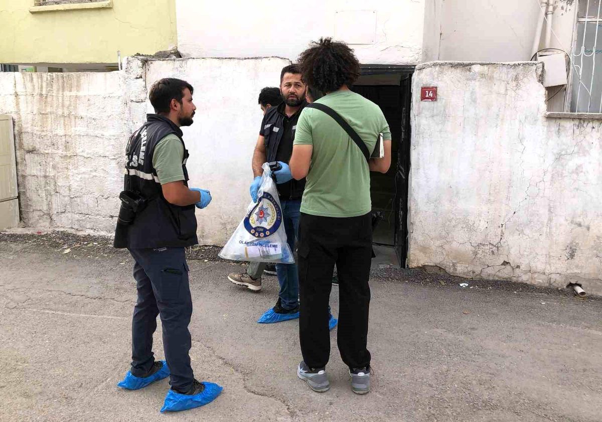 Adıyaman\'da Yaşlı Kadın Evinde Ölü Bulundu