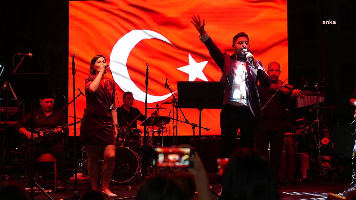 Manisa\'nın Kurtuluş Günü Konseri