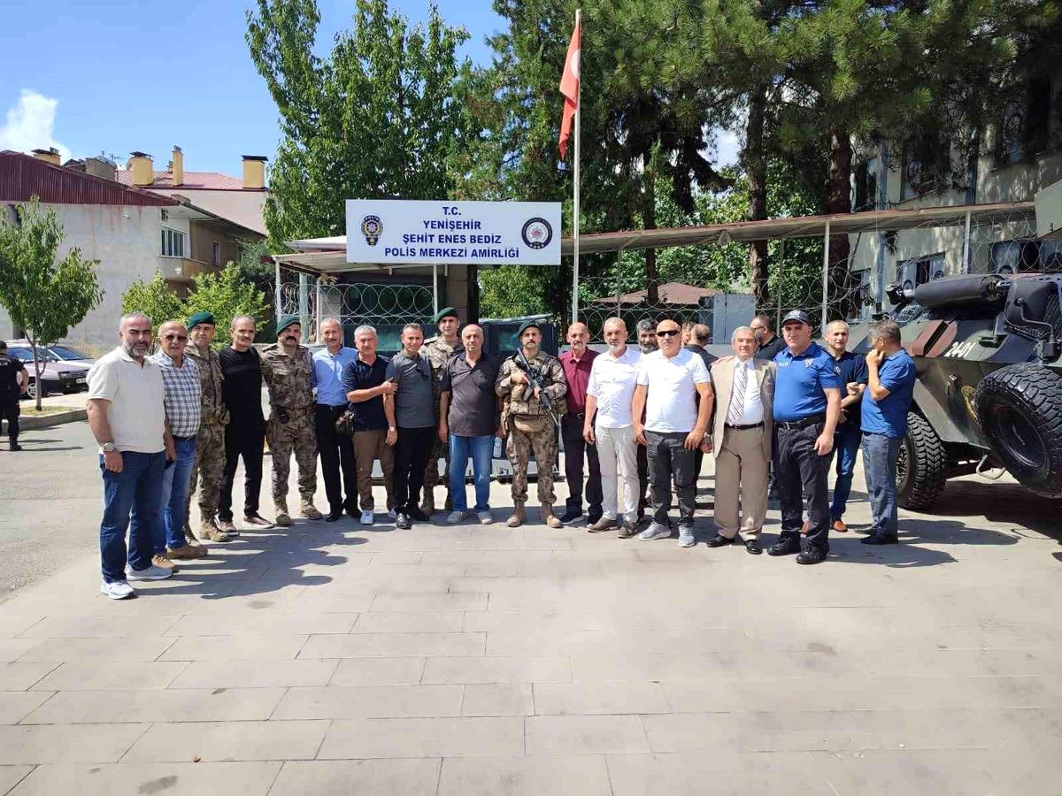 Şehit Enes Bediz\'in Anısına Ziyaret