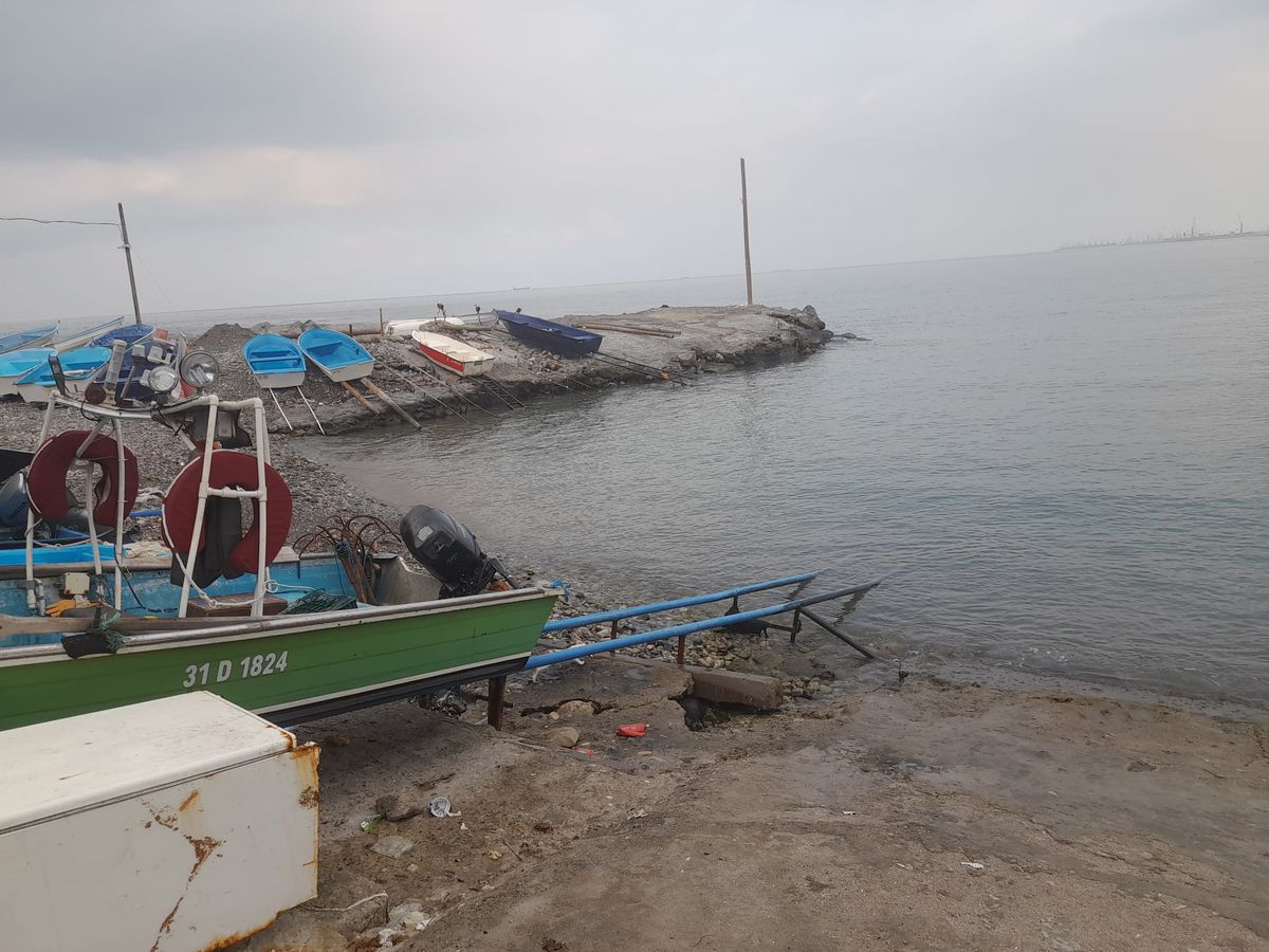 Balık Tutarken Denizden Feci Şekilde Düştü