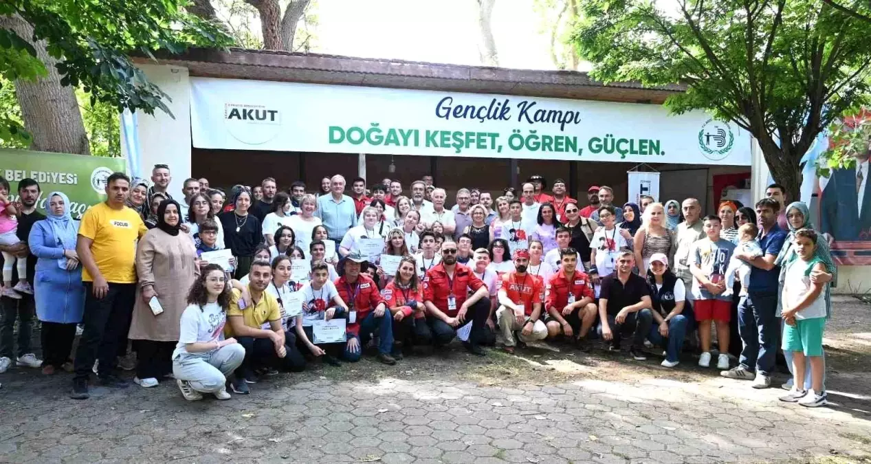 Bozüyük Belediyesi ve AKUT iş birliği ile düzenlenen Gençlik Doğa Kampı