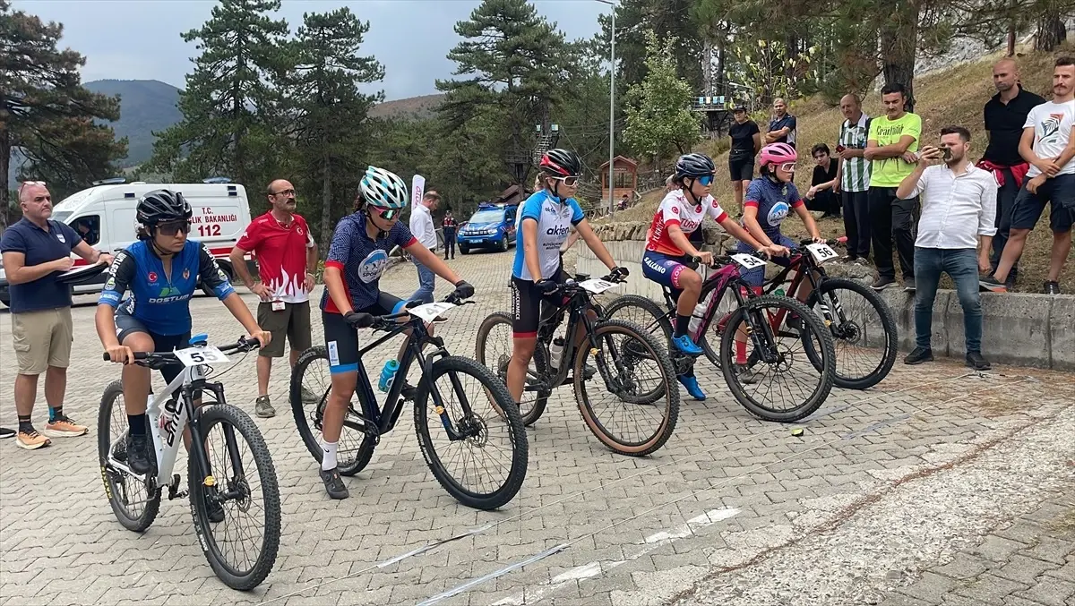 Yenice Kupası Dağ Bisikleti Yarışları Tamamlandı