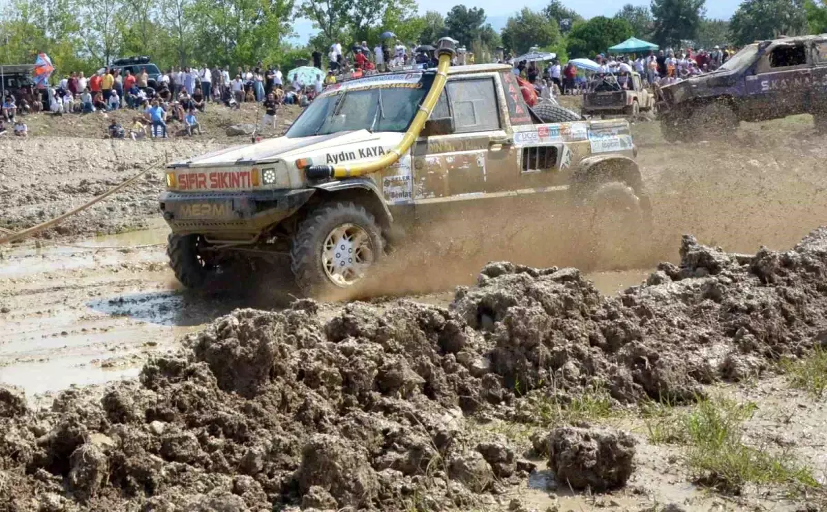 Karadeniz Off-Road Kupası 3. Ayak Yarışları Fatsa\'da Gerçekleşti