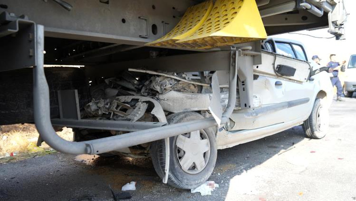Kırıkkale\'de Trafik Kazası: 4 Ağır Yaralı