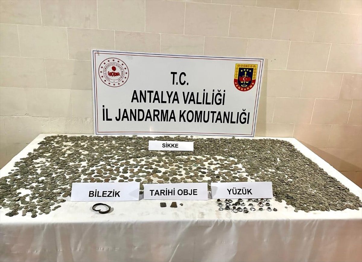 Kaş\'ta Tarihi Eser Kaçakçılığı Operasyonu