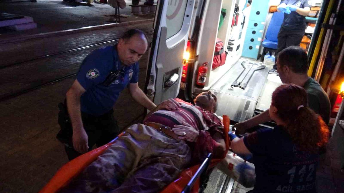 Antalya\'da Kıskançlık Tartışmasında Silahlı Kaza