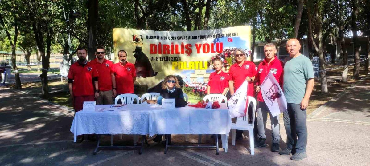 Şehitler Anısına Diriliş Yolu Yürüyüşü