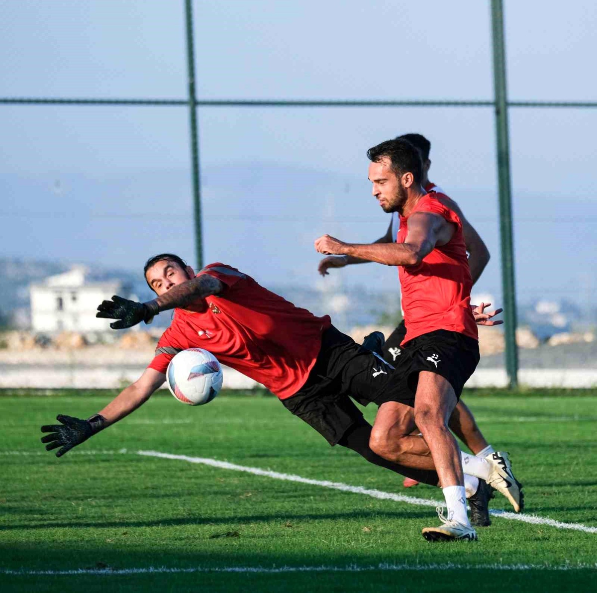 Rıza Çalımbay, Hatayspor ile İlk Antrenmanını Yaptı