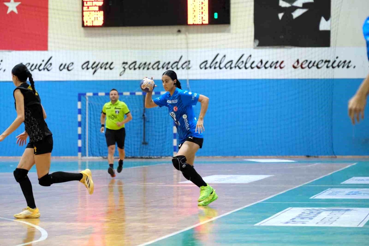 Hentbol Kadınlar Süper Ligi\'nde 2. Hafta Tamamlandı