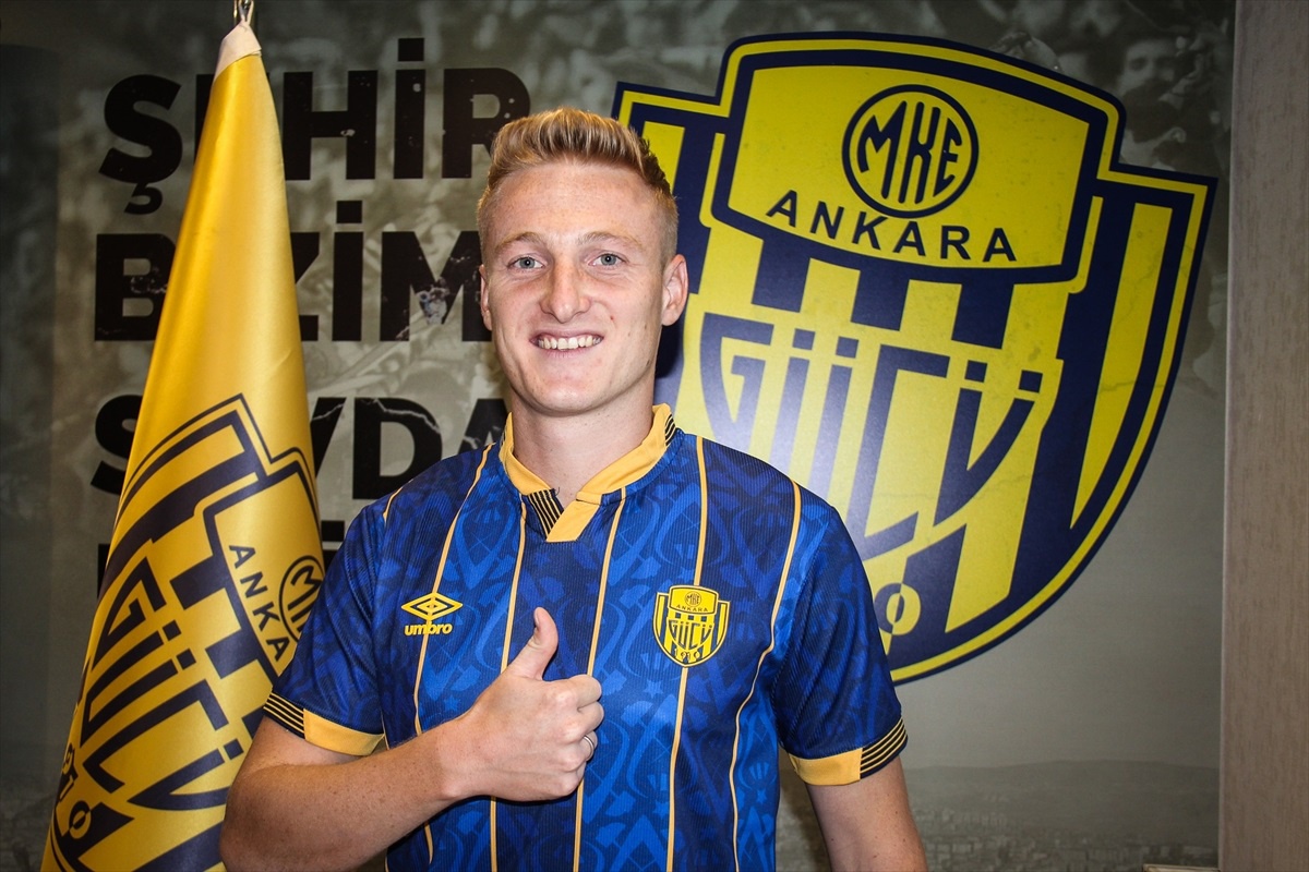 Ankaragücü, Kevin Varga\'yı Kadrosuna Katıyor