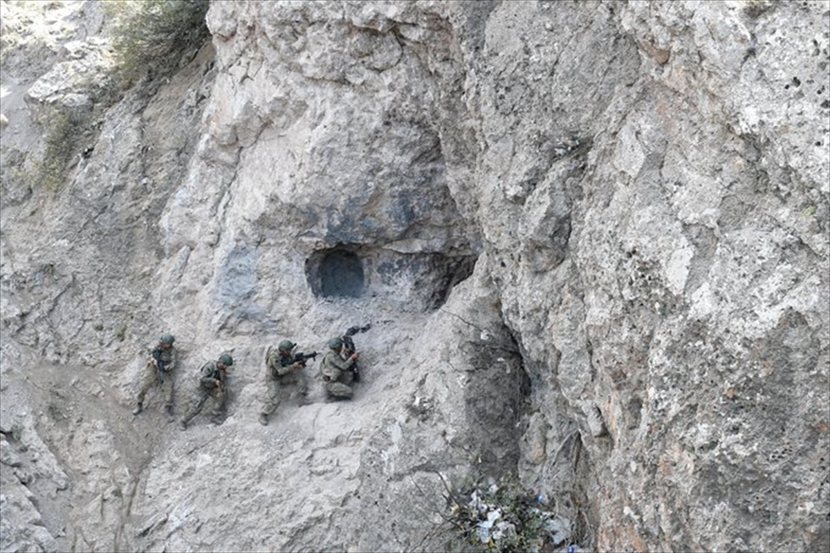 Pençe Kilit Harekatı\'ndan Yeni Görüntüler