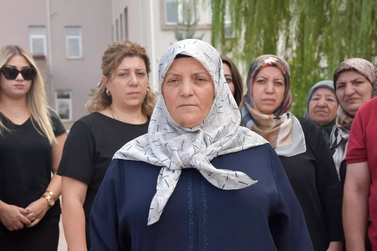 Ehliyetsiz Sürücü Tahliye Oldu, Aile Tepki Gösterdi