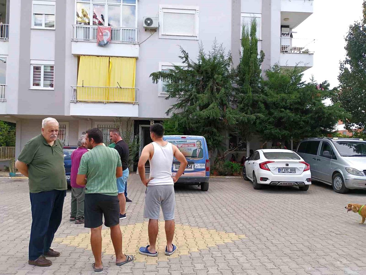 Antalya\'da Arkadaşıyla Buluşmak İçin Sözleşen Şahıs Evde Ölü Bulundu