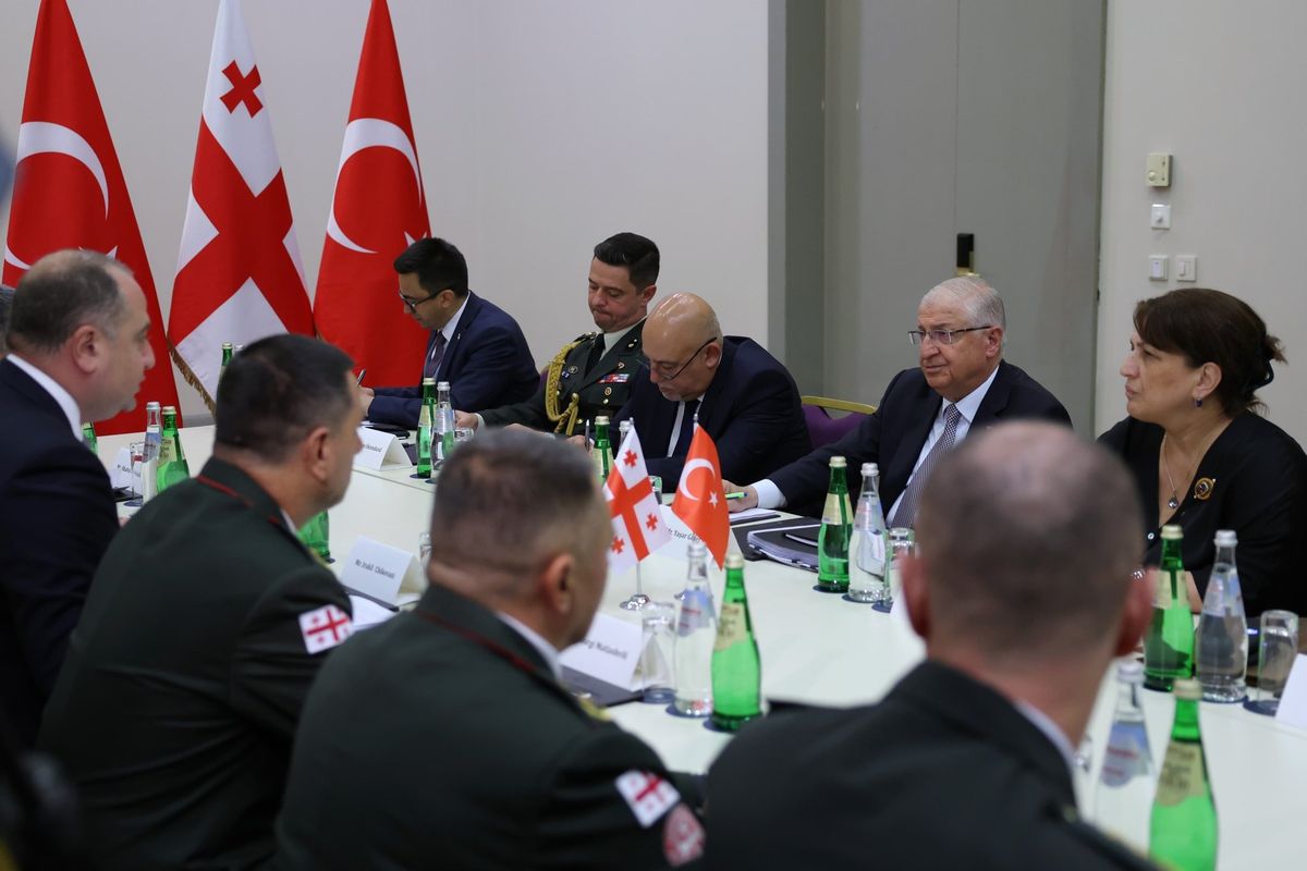 Güler, Gürcistan\'da Savunma Bakanı ile Görüştü