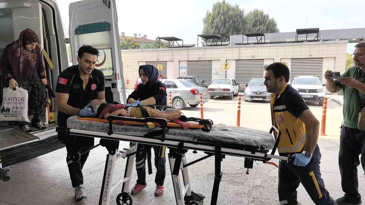 İnegöl\'de 2 Yaşındaki Çocuk Pencereden Düştü