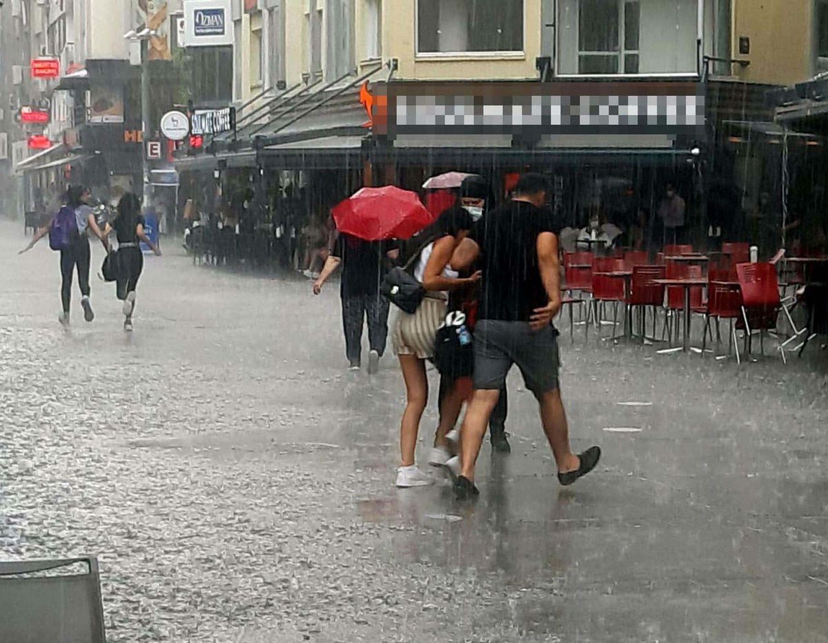 İzmir\'de Kuvvetli Yağış Uyarısı