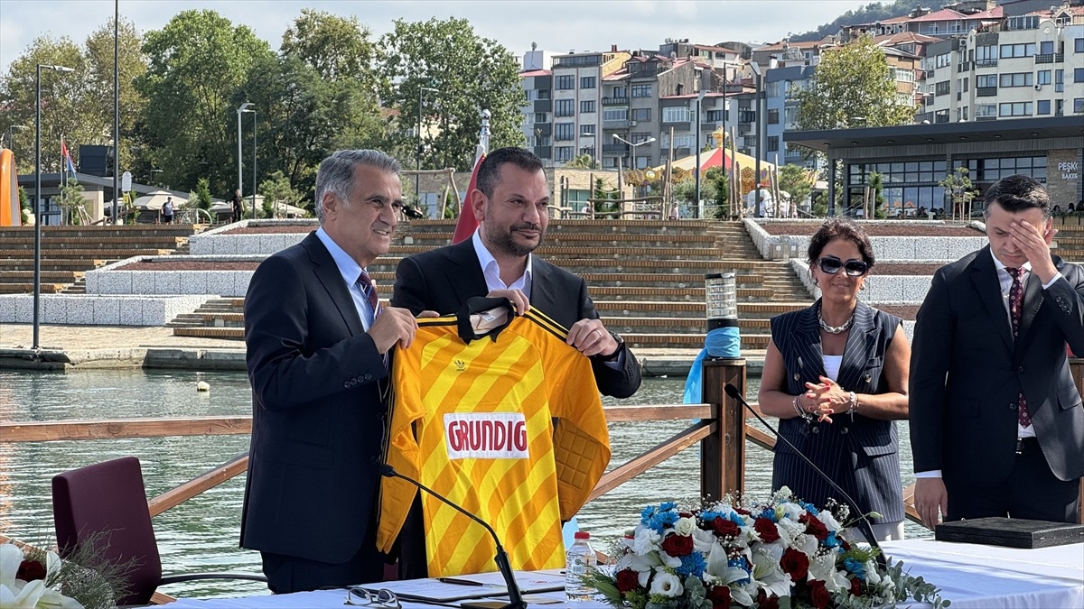 Şenol Güneş Trabzonspor\'la Anlaştı