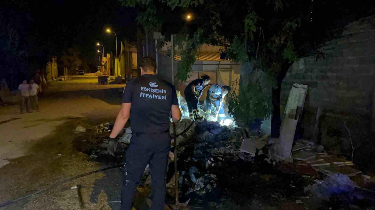 Eskişehir\'de Yangın Çıkartan Alkollü Şahıs Yakalandı