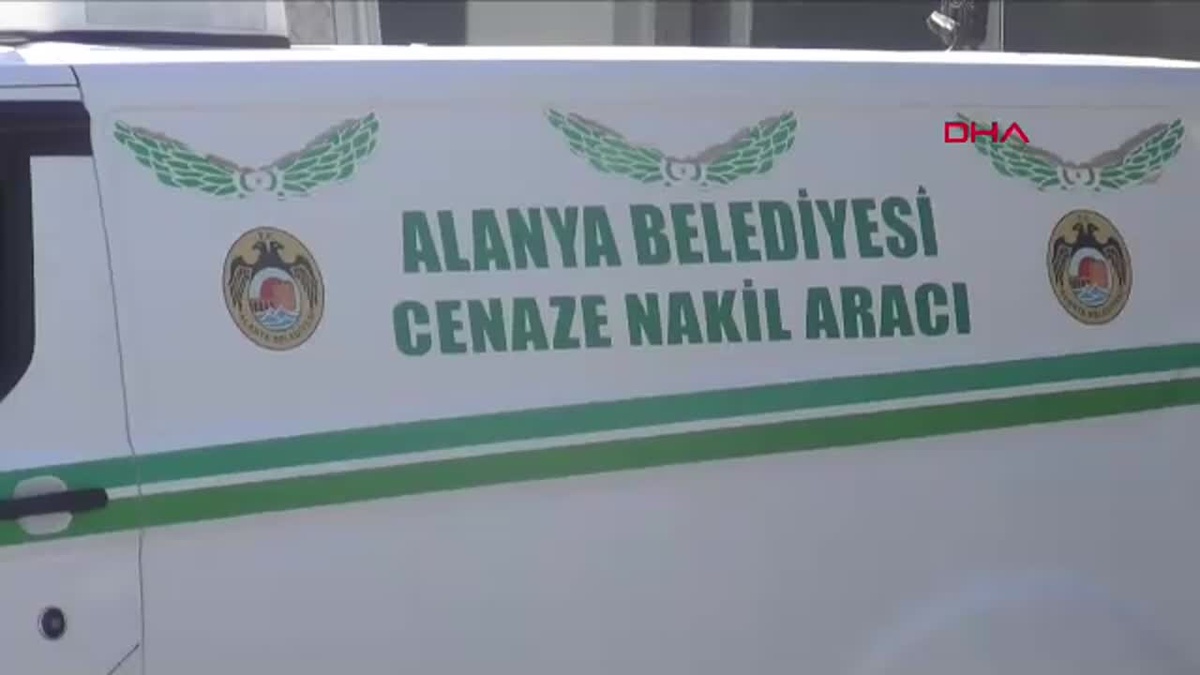 Alanya\'da su sporu yaparken hayatını kaybetti