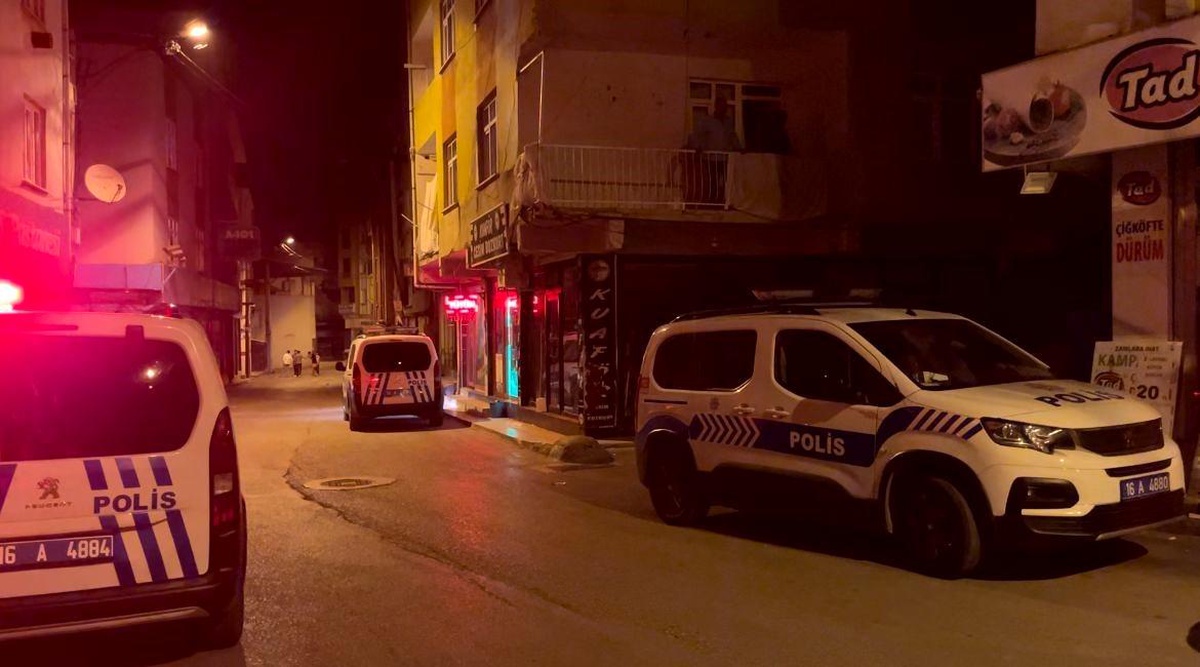 Bursa\'da Sokak Kavgası: 3 El Ateş!
