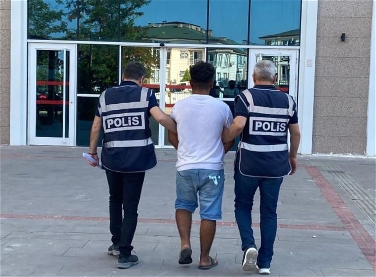 Burdur\'da Dolandırıcılık Operasyonu: Şüpheli Tutuklandı