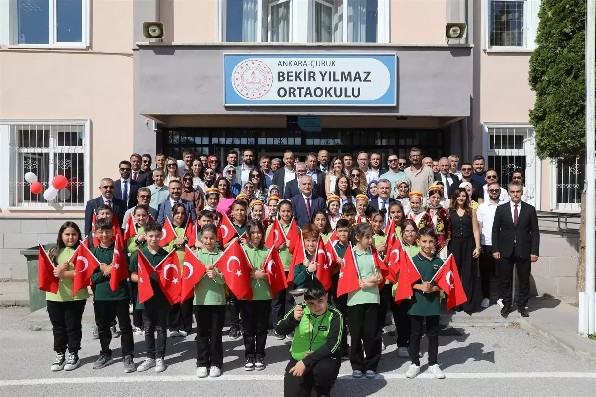 Çubuk\'ta İlköğretim Haftası Töreni Düzenlendi