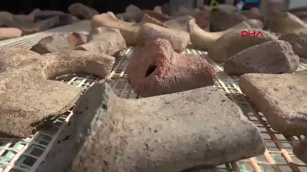 Kadın Girişimciler Tavşanlı Höyük\'te Kazı Yaptı