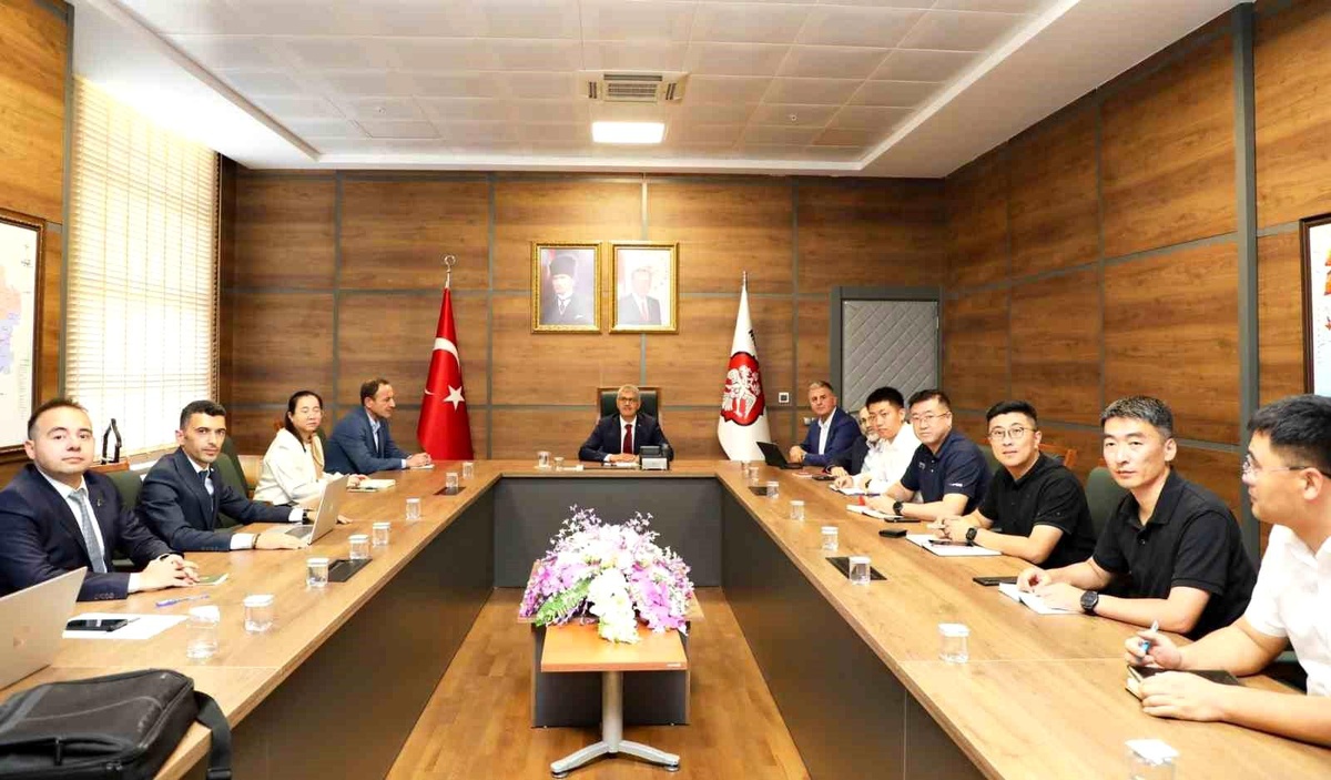 Niğde\'de Organize Sanayi Bölgelerine Yönelik Dış Yatırım Görüşmeleri