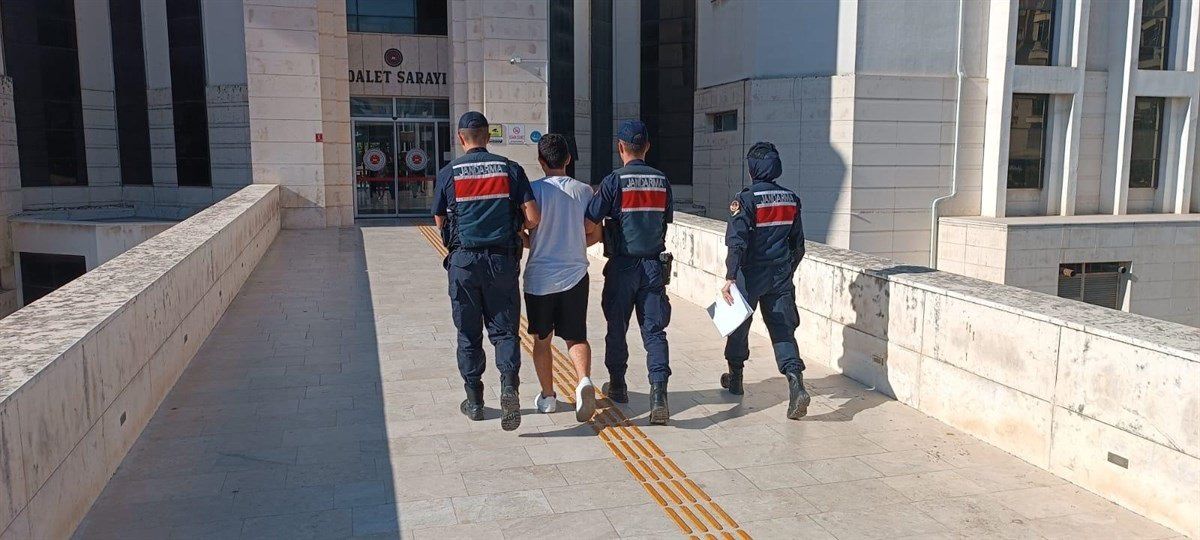 Edremit\'te PKK Propagandası Yapan Şüpheli Yakalandı