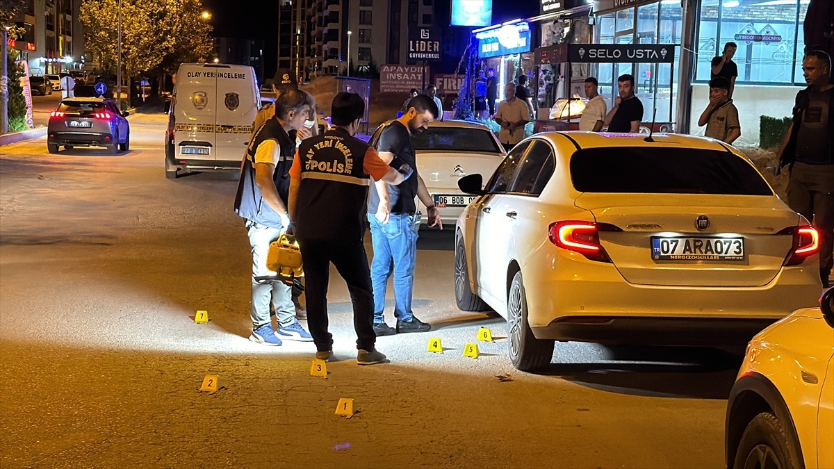Elazığ\'da Silahlı Kavga: 1 Ölü, 3 Tutuklama