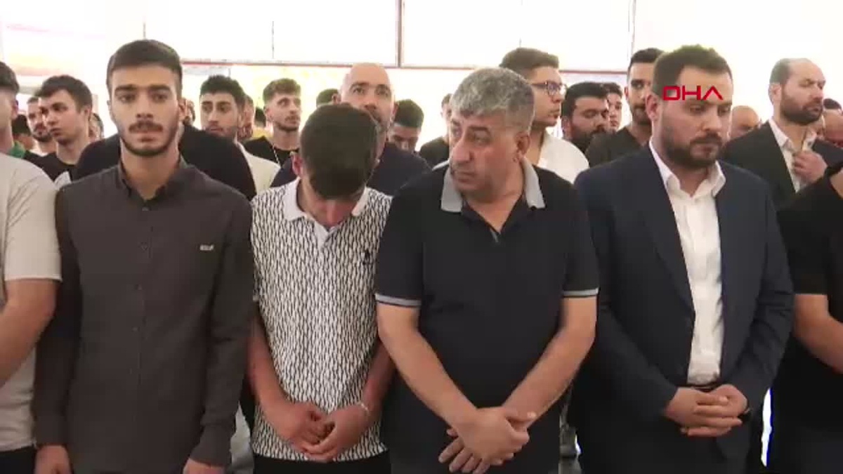 Elazığ\'da Motosiklet Kazasında İki Genç Hayatını Kaybetti