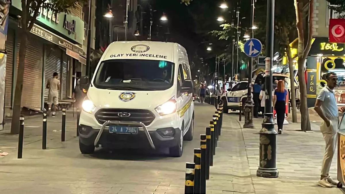 Eyüpsultan\'da Silahlı Saldırı: 2 Yaralı