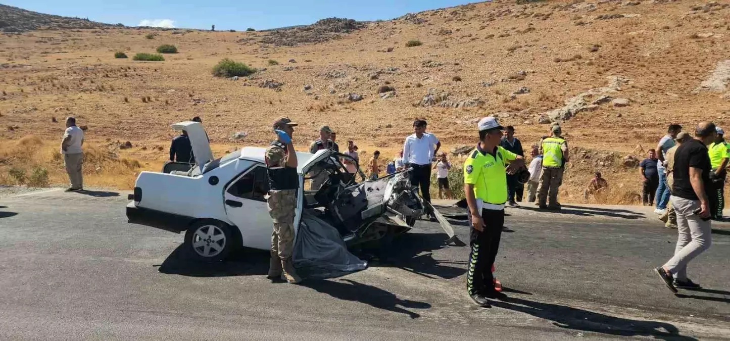 Hatay\'da beton mikseriyle otomobil çarpıştı: 1 ölü, 1 yaralı