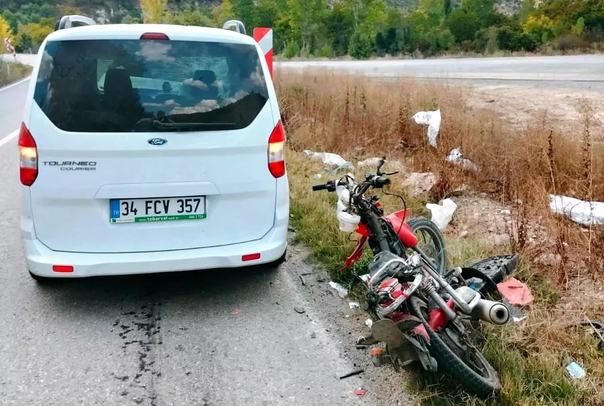 Domaniç\'te Motosiklet Kazası: Sürücü Ağır Yaralı