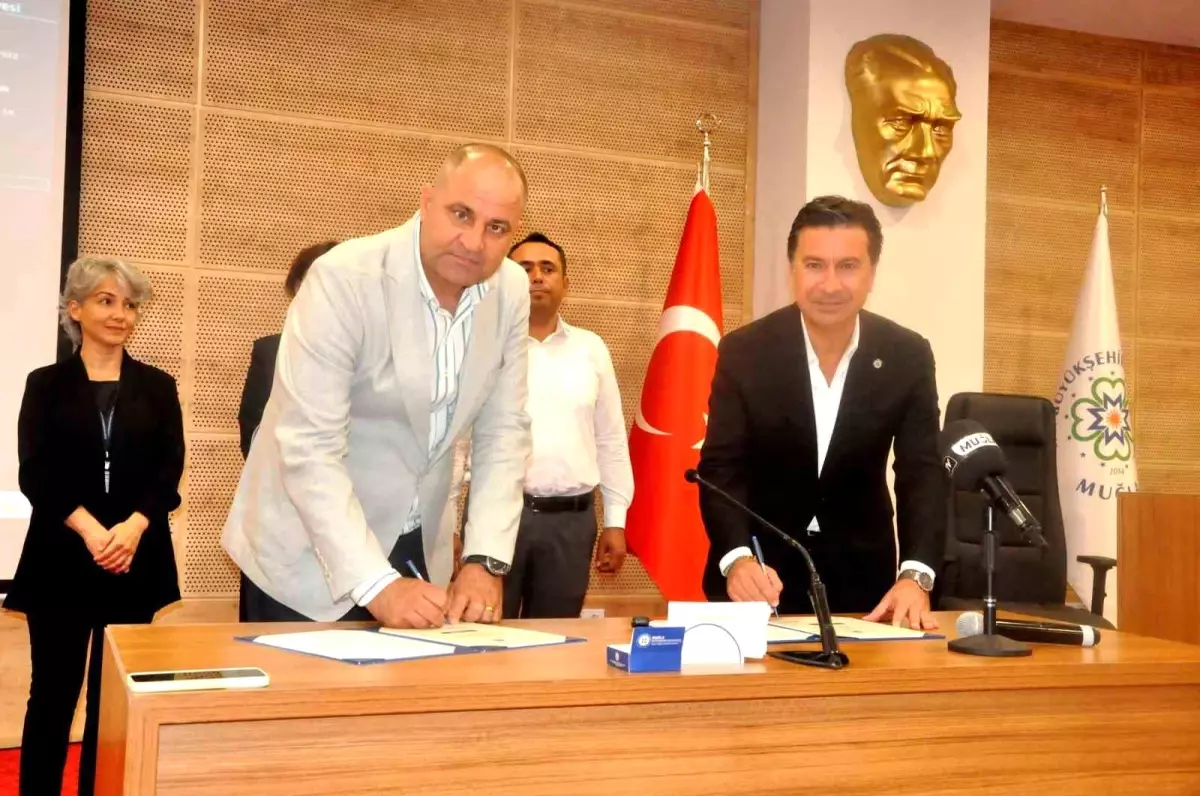 Muğla Büyükşehir Belediyesi ile Yetkili Sendika Arasında Ek Protokol İmzalandı
