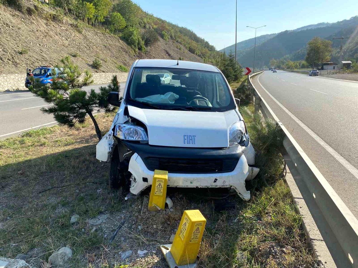 Samsun\'da Trafik Kazası: 2 Yaralı