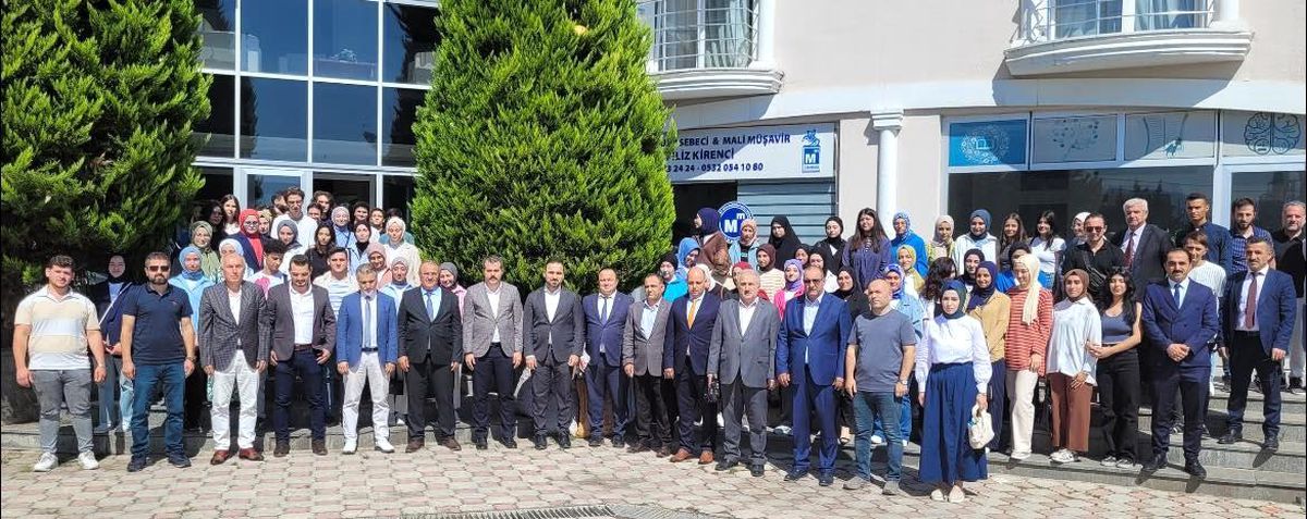 Vezirköprü\'de Üniversiteye Giden Öğrencilere Uğurlama Programı