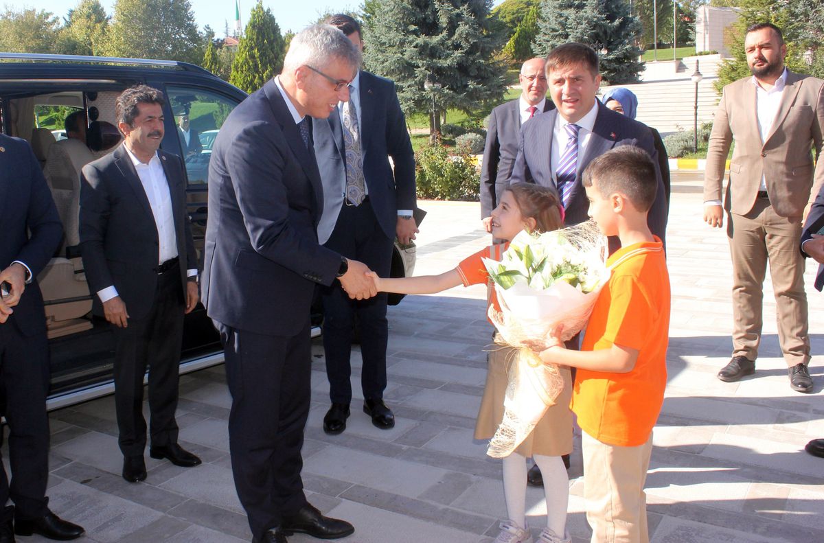 Bakan Memişoğlu\'ndan Sağlık Vurgusu