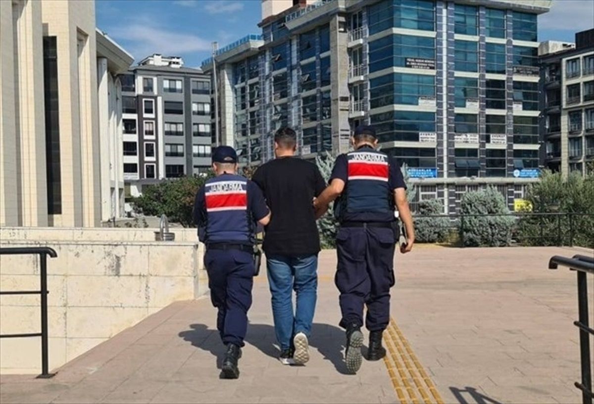 Edremit\'te PKK Propagandası Yapan Şüpheli Gözaltına Alındı