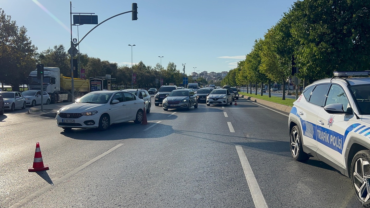 Kartal\'da Trafik Kazası: 5 Yaralı