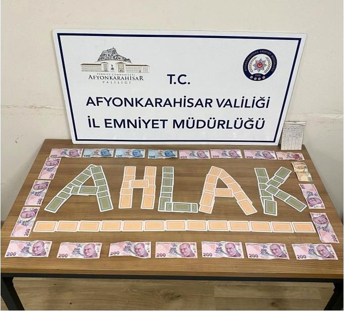 Afyonkarahisar\'da Kumar Baskını