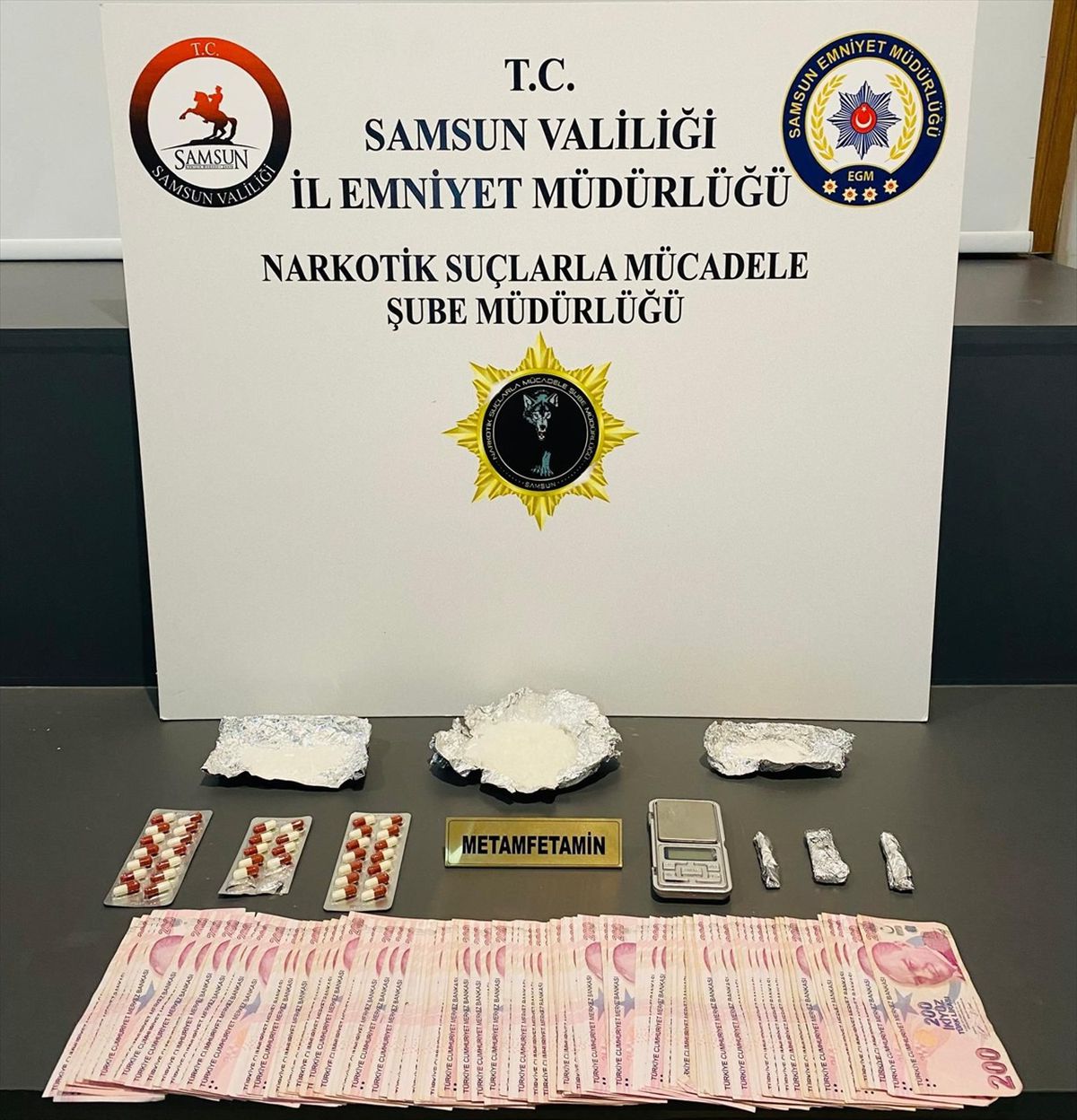 Samsun\'da Uyuşturucu Operasyonu: 25 Gözaltı