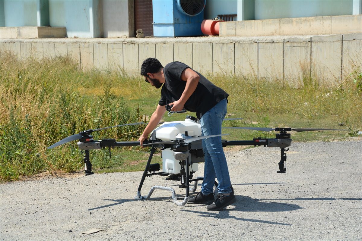 Tatvan\'da Tarımda Dronlu Mücadele Başladı