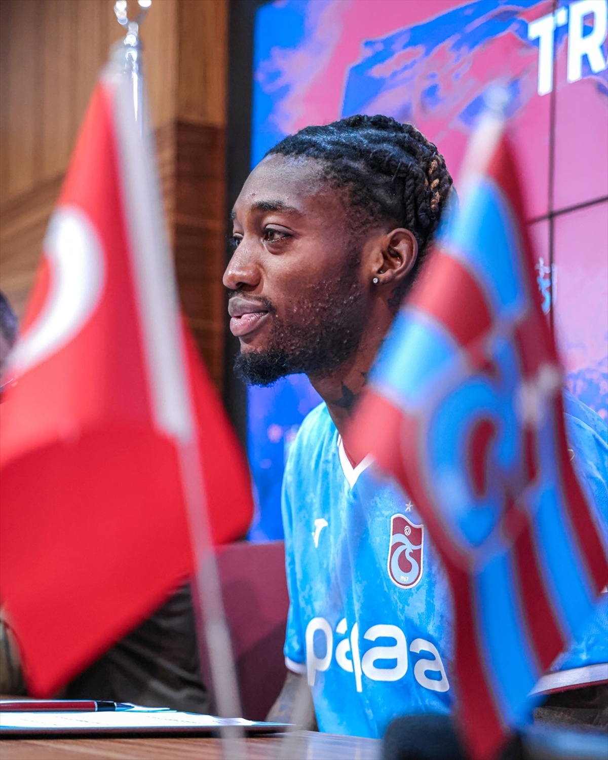 Muhammed Cham, Trabzonspor\'a İmza Attı