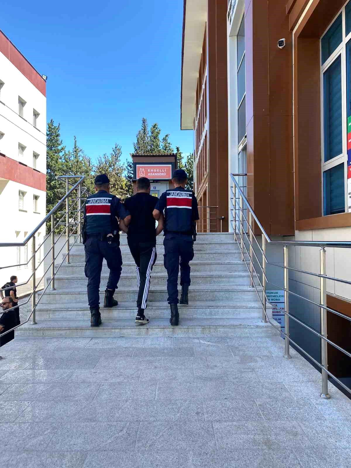 Yalova\'da Hırsızlık Suçlusu Yakalandı