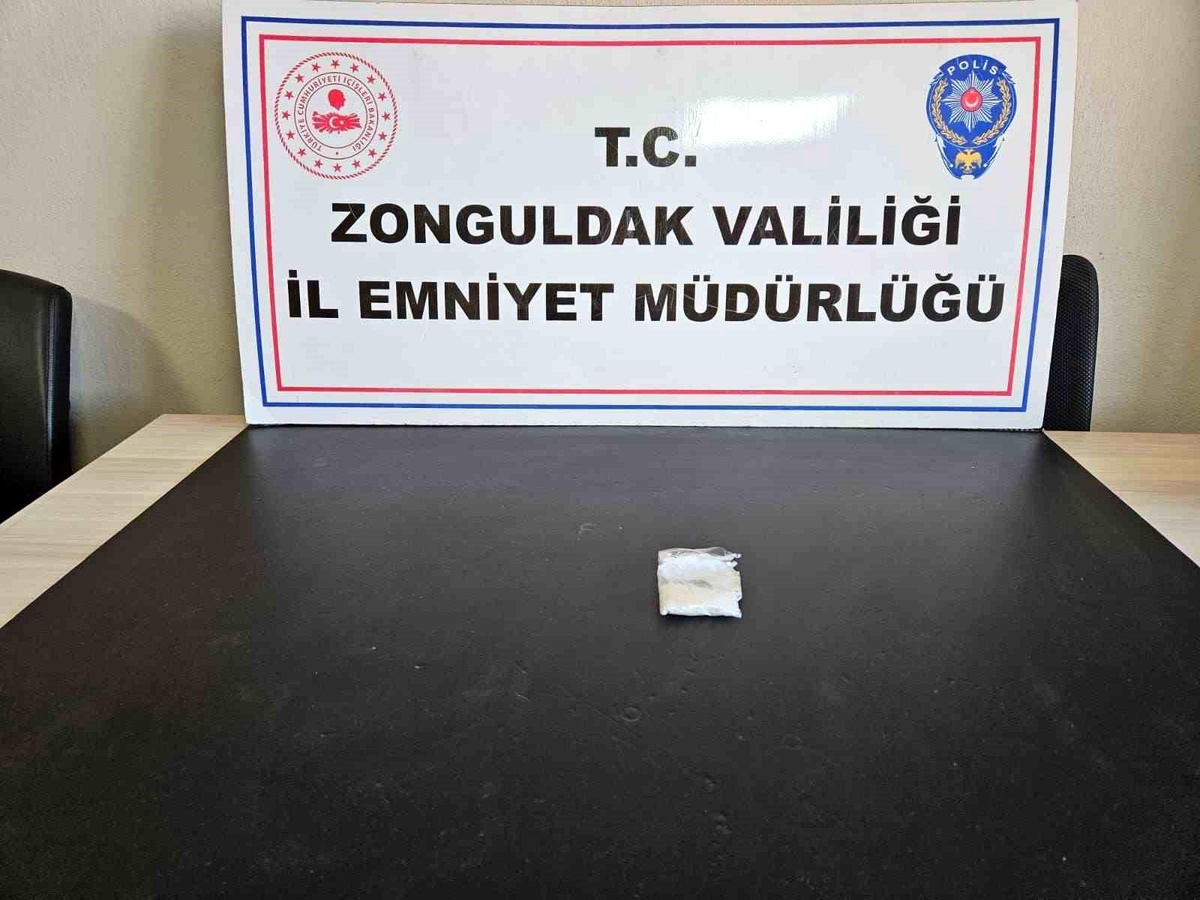 Zonguldak\'ta Uyuşturucu Operasyonu: 2 Tutuklama