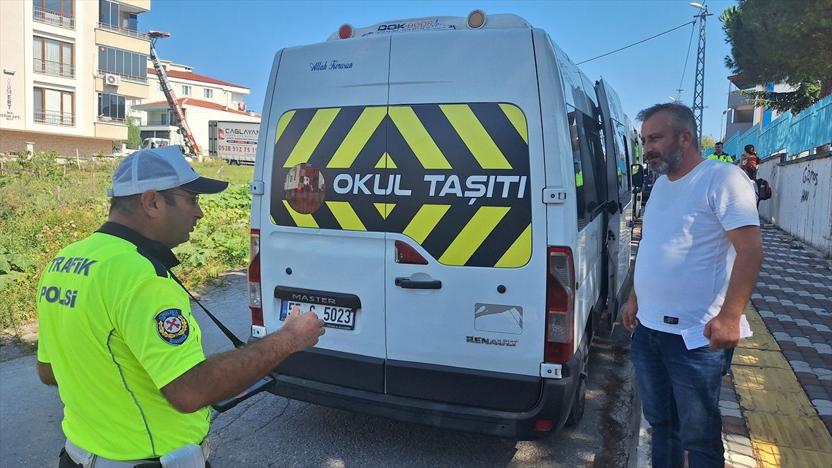Bafra\'da Okul Servislerine Denetim