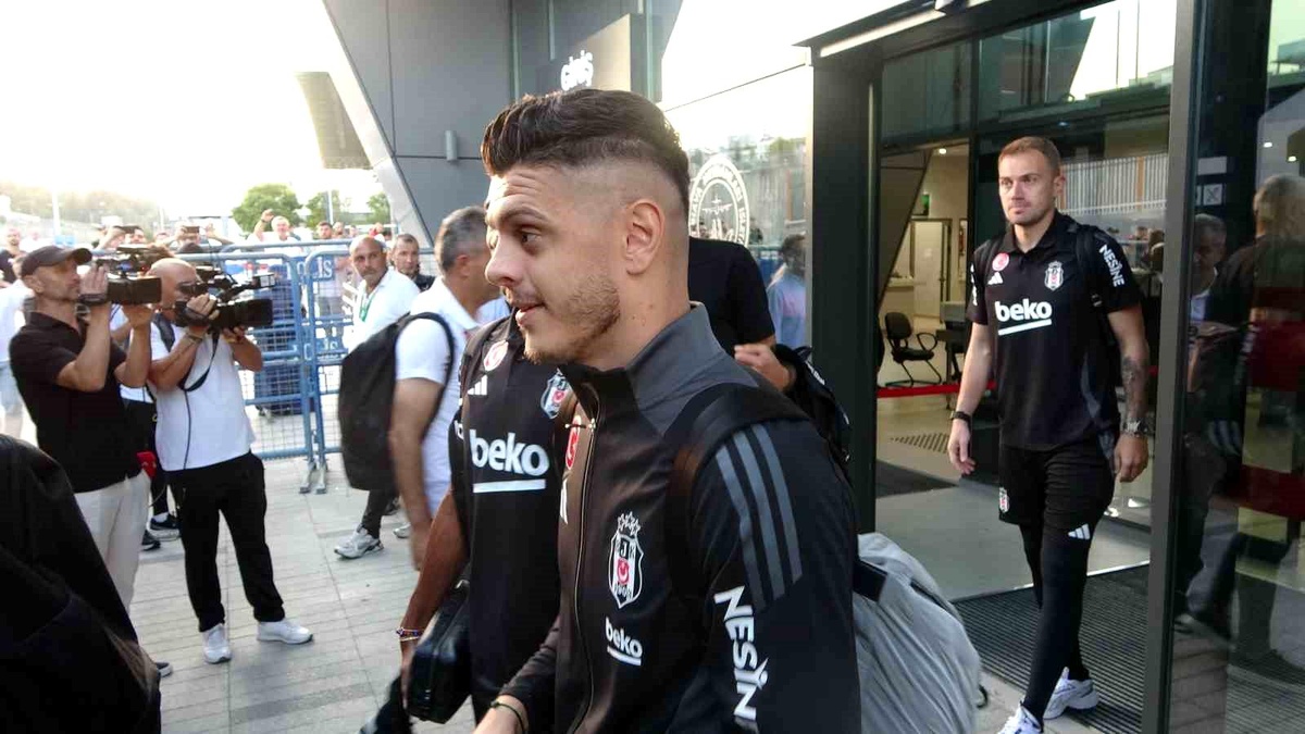 Beşiktaş Trabzon\'a Geldi