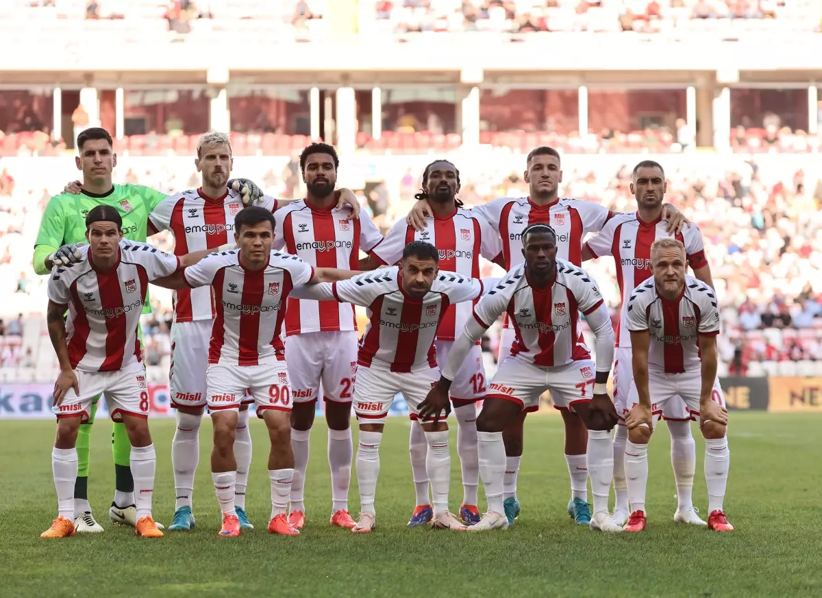 Sivasspor, Gaziantep\'i 3-2 Geçti